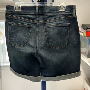 Nydj Jean shorts size 8 never worn.